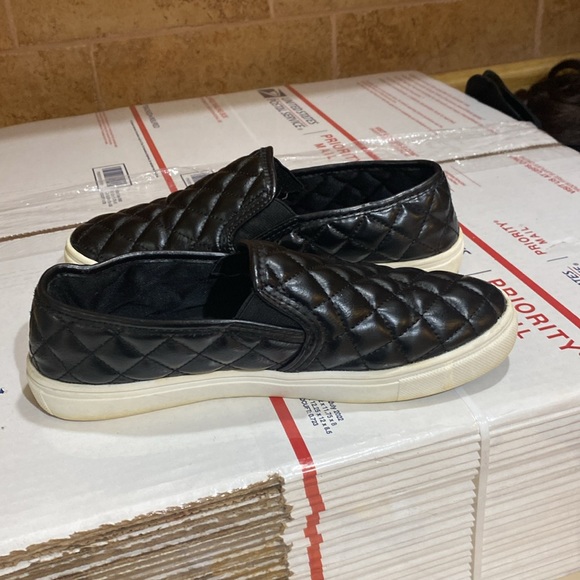 Time&Tru size 6 shoes good condition - Picture 2 of 5